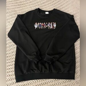 Women’s Taylor swift Graphic Era’s pullover crewneck- size Small